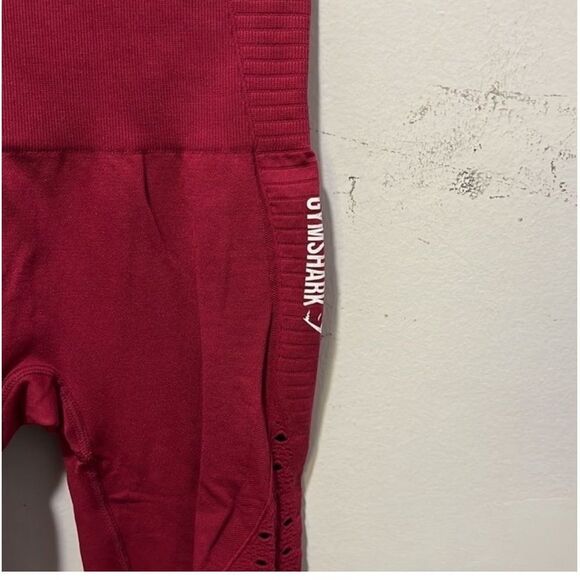 Ladies Gymshark HIGHWAISTED Cropped Leggings - Picture 3 of 3